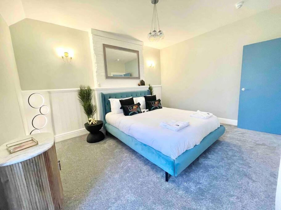 Coastline Retreats - Stunning Sea View Apartment, Netflix Bournemouth Eksteriør bilde